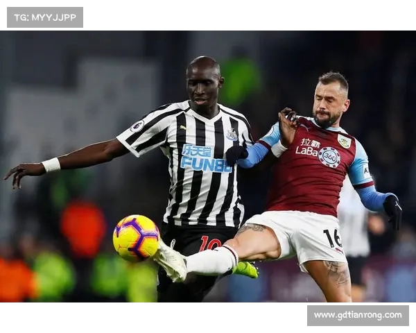 英超教练带队征战新赛季 揭秘战术变化与战斗策略